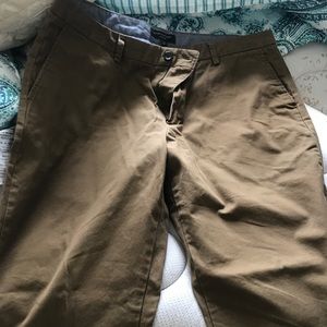 Banana Republic Aiden Chino 36x32
